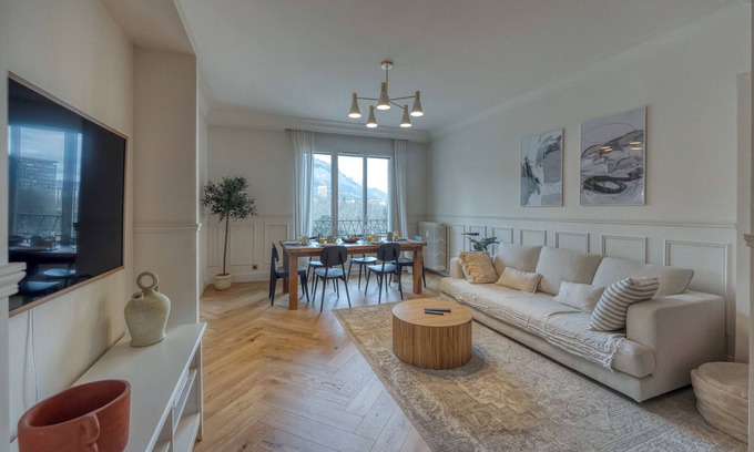 Quartier Exposition-Bajatiere Apartment | #HS | The precious 💎 Paul Mistral