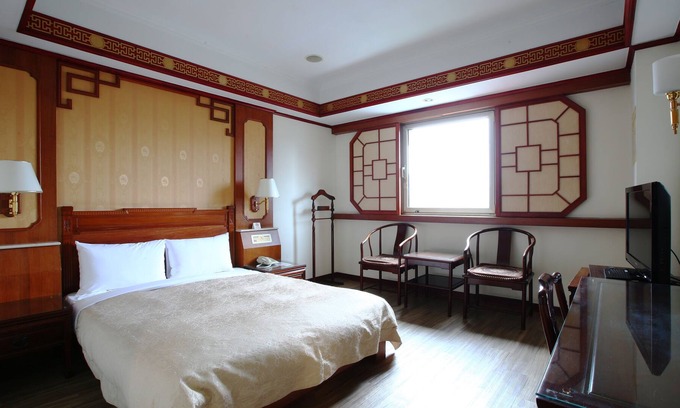 Ren'ai District Hotel | Hua Du Hotel