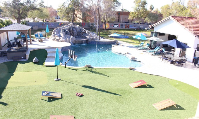 Mesa House | Huge Heated Pool, Rope Swing, Slide, Spa, Games on 1 acre & Pool house.