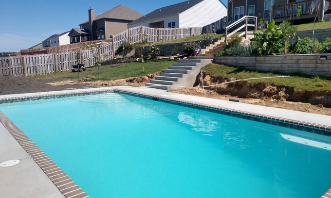 Fort Gordon House | Huge house with pool