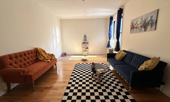 Washington Heights Apartment | HUGE Pet friendly, Chic 2-bedroom quiet apartment in New York.