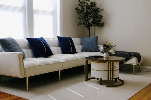 Irving Park East House | Huge Projector and Designated Workspace, Near Wrigley