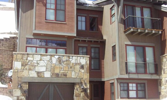 Crested Butte Villa | Huge Twnhm 4 Bedroom Walk to Elevators -Mt Crested Butte