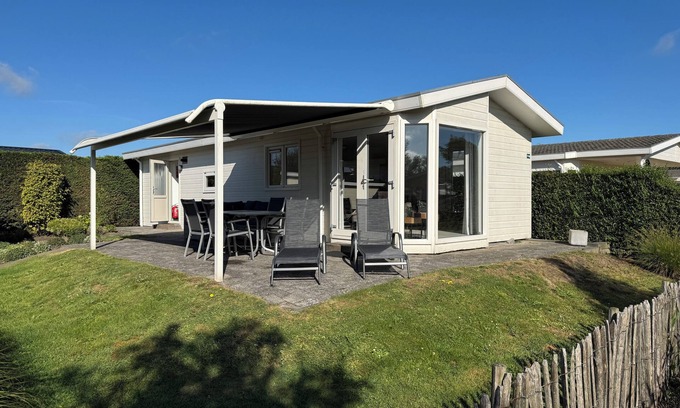 Breskens House | Huis Joschi in Breskens - fenced, lounge, sun loungers, 150m to the beach