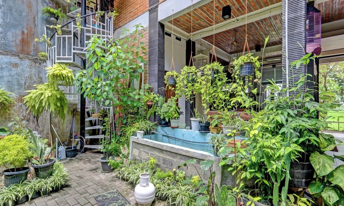 Catur Tunggal House | Huiz de RiCo guesthouse syariah