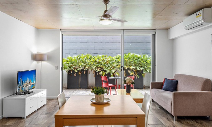 Bowen Hills Apartment | Humble City Living in an Energetic Neighbourhood
