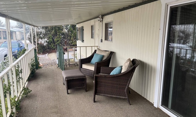 Wofford Heights House | Hummingbird House in the Kern River Valley, 2 bedroom, 2 bath