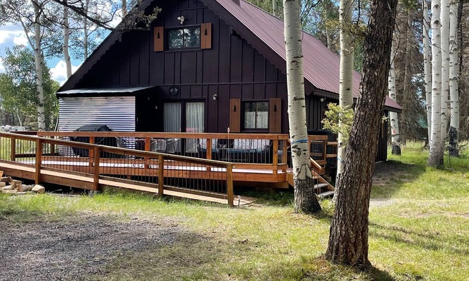 Cimarron Cabin | Hunters, snowmobiles, Xcountry ski and snowshoe friendly!