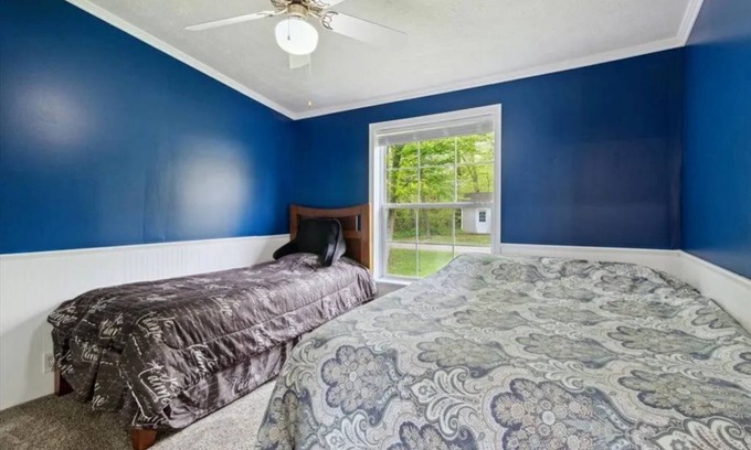 Harbor Beach House | "Huron Bluff" 3-bedroom House in Harbor Beach Lakefront with Spectacular Views