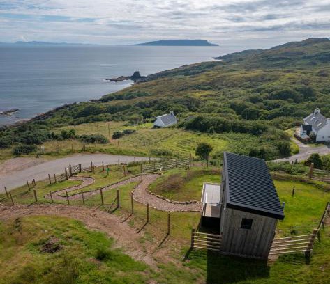 Aird of Sleat House | Hut on the Hill