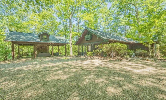 Helen Cabin | Hütte Im Wald-n5 minute walk to downtown.