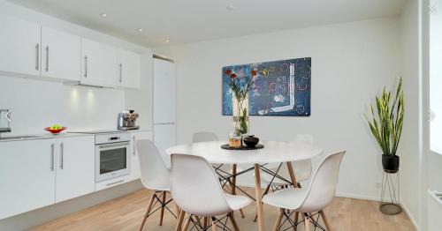 Aalborg Apartment | Hyggelig lejlighed i Aalborg Vestby, tæt på lystbådehavnen
