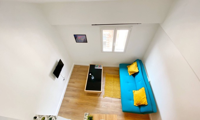 Saint-Georges Apartment | Hypercentre Toulouse 7: lovely air-conditioned and fully-equipped apartment