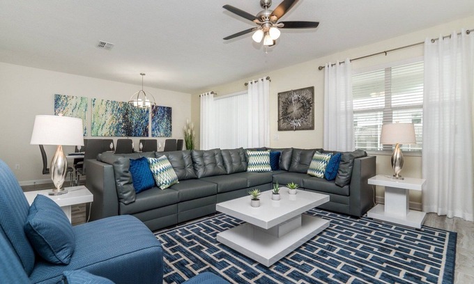 Davenport House | HZD9088 Summary: Cham