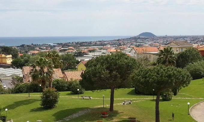 Ceriale Apartment | I diamanti