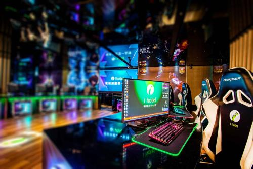 Zhongli District Hotel | i hotel 中壢館