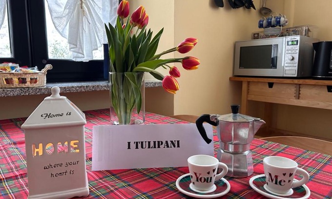 Miagliano Apartment | i tulipani