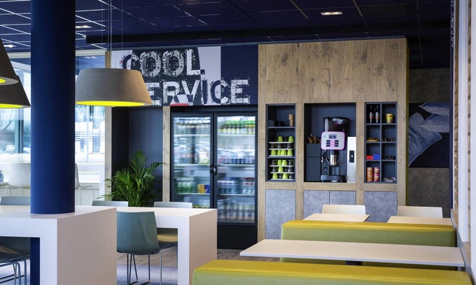 Zestienhoven Hotel | ibis budget Rotterdam The Hague Airport