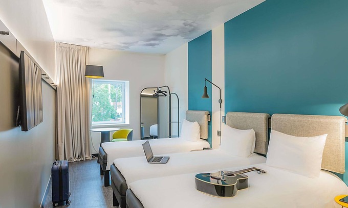 Linda-a-Velha Hotel | ibis Lisboa Alfragide