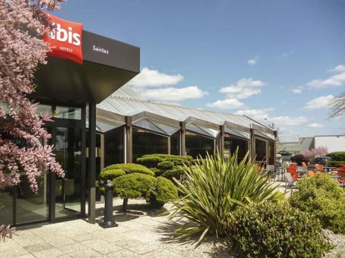 Saintes Hotel | ibis Saintes