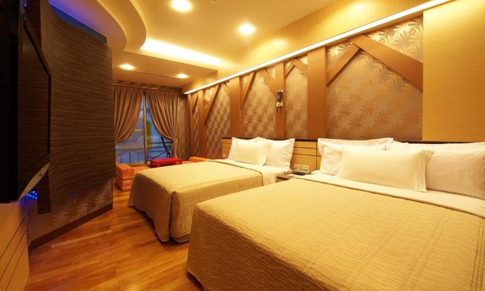 Big Beach House | Ibiza Inn Kenting II