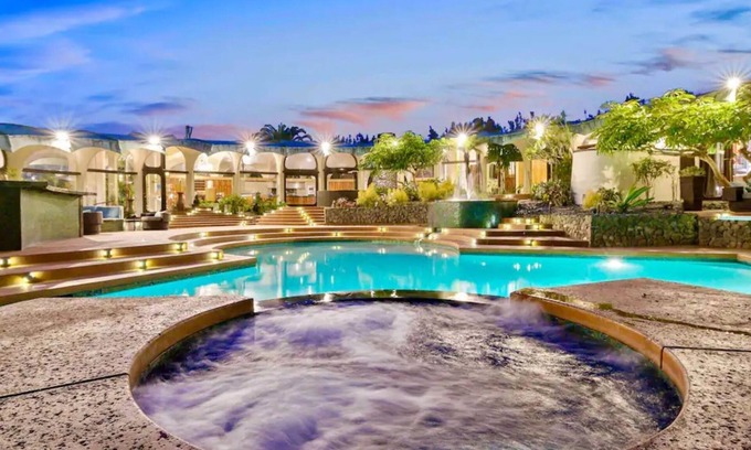 La Jolla House | Iconic La Jolla 10M Estate - Upscale Events