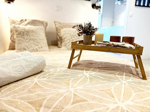 Valenciennes Apartment | Idéal Couple & Famille - HYPER CENTRE - TRAM - WIFI - PARKING Possible - GARE - leRelaisdOdile24