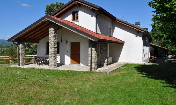 Albareto Bed & Breakfast | Ideal B&B for relaxing families and groups of hikers and cyclists.