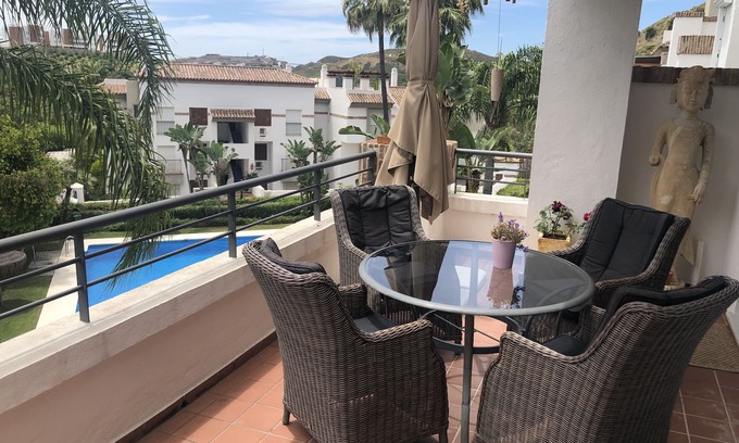 Benahavis Apartment | Ideal for Relaxation, massage Lovers and Golfers!