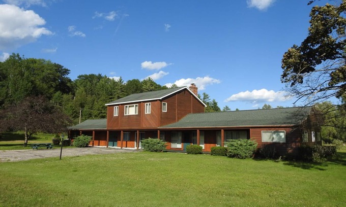 East Tawas House | Ideal getaway for nature lovers!