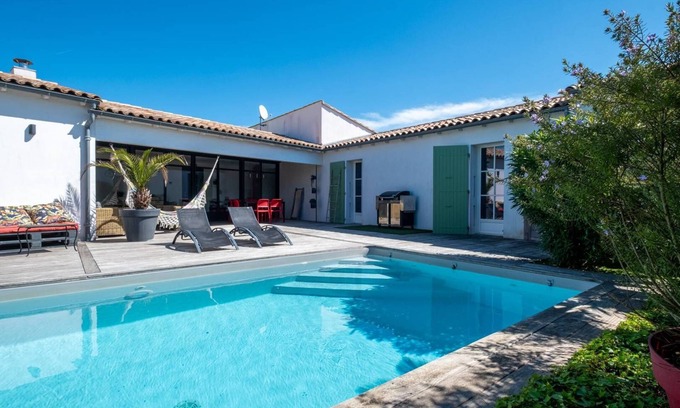 Sainte-Marie-de-Re House | Ideal villa for two families spending vacation together