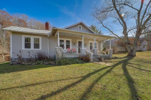 Roan Mountain House | Idyllic Blue Ridge Mountain Home on 26-Acre Farm