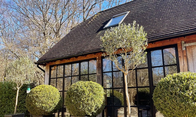 Woolbeding Cottage | Idyllic Cottage in the heart of The South Downs