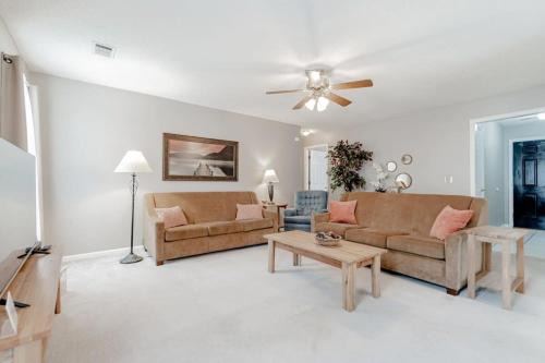 Irmo House | Idyllic in Irmo-Close to Lake Murray-Ft Jackson-Outdoor Adventures