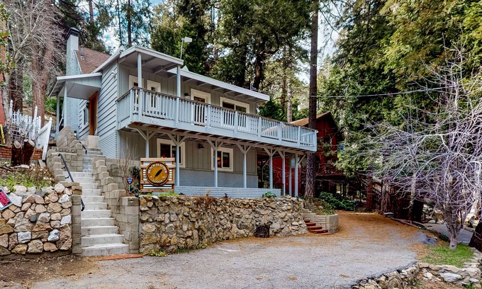 Arrowhead Villas House | Idyllic lake home with firepit, large deck, & games - near skiing, dog-friendly