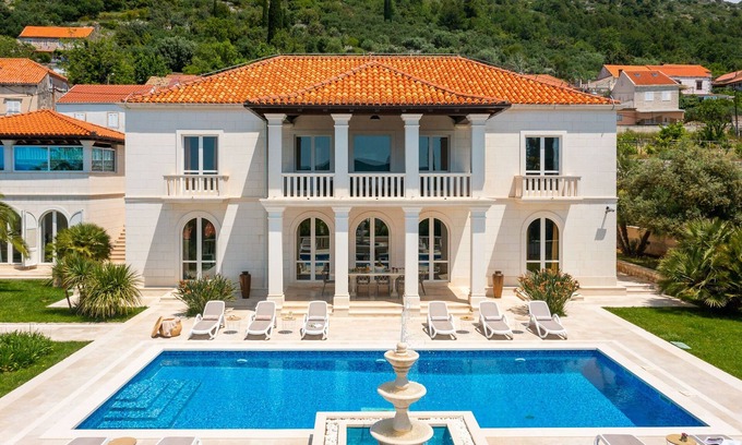 Trsteno Villa | Idyllic Mediterranean Escape | Villa Dubrovnik Magnificence | 6 Luxurious Suites | Renaissance Elegance