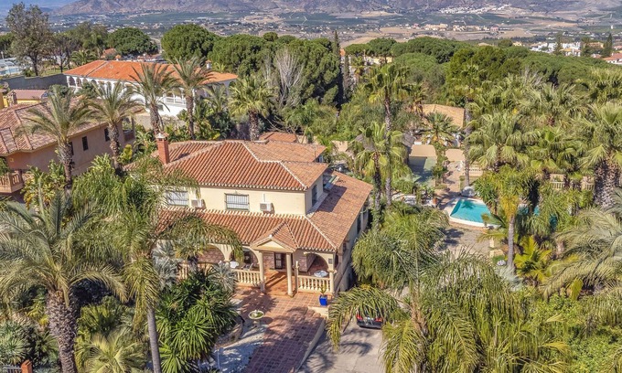Pinos de Alhaurin House | Idyllically located vacation villa near the Costa del Sol.