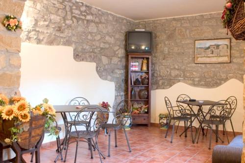Polizzi Generosa House | Il Baglio di Nonna Clelia