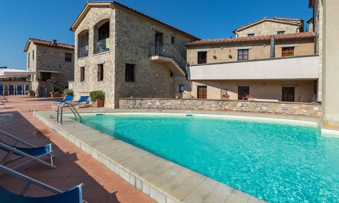Gaiole in Chianti Apartment | Il Balcone, Borgo Gaiole, Gaiole in Chianti, Siena and Chianti