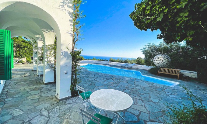 Anacapri Bed & Breakfast | Il Carrubo Capri