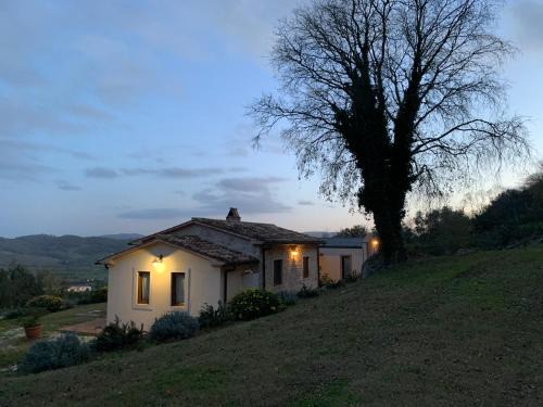 Saturnia House | Il Nido del Falco nelle Antiche Mura