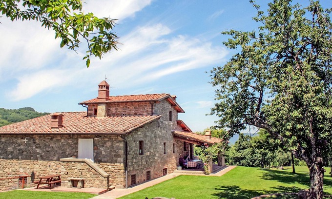 Torsoli House | Il Poggio by Interhome
