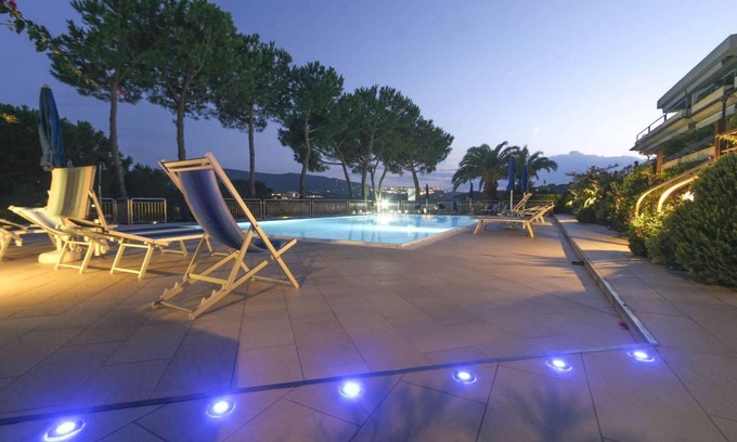 Porto Azzurro Apartment | IL PORTO TRILO 7 - IL PORTO 7