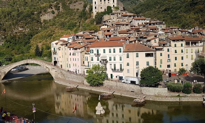 Dolceacqua House | Il Torchio - Holiday home (008029-LT-0002)