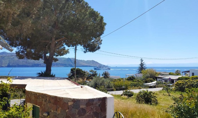 Lingua Apartment | Il Villaggio Eoliano