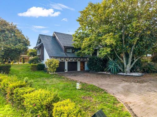 Lynmore House | Iles House Rotorua