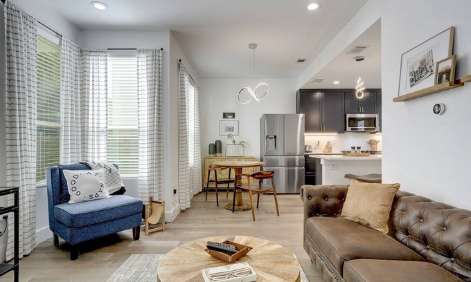 Highland House | Immaculate 2B/2B Modern Home N. Central | 30+ Days | Perfect for Temp Living
