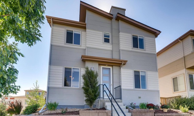 Northridge House | Immaculate 3 bedroom house in Highlands Ranch