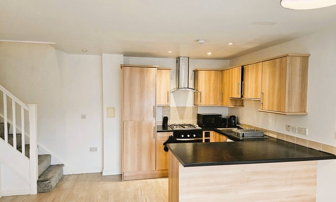 Basildon House | Impeccable 2-bed House in Basildon