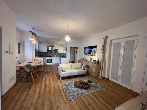 Finale Ligure Apartment | 'Impy' House